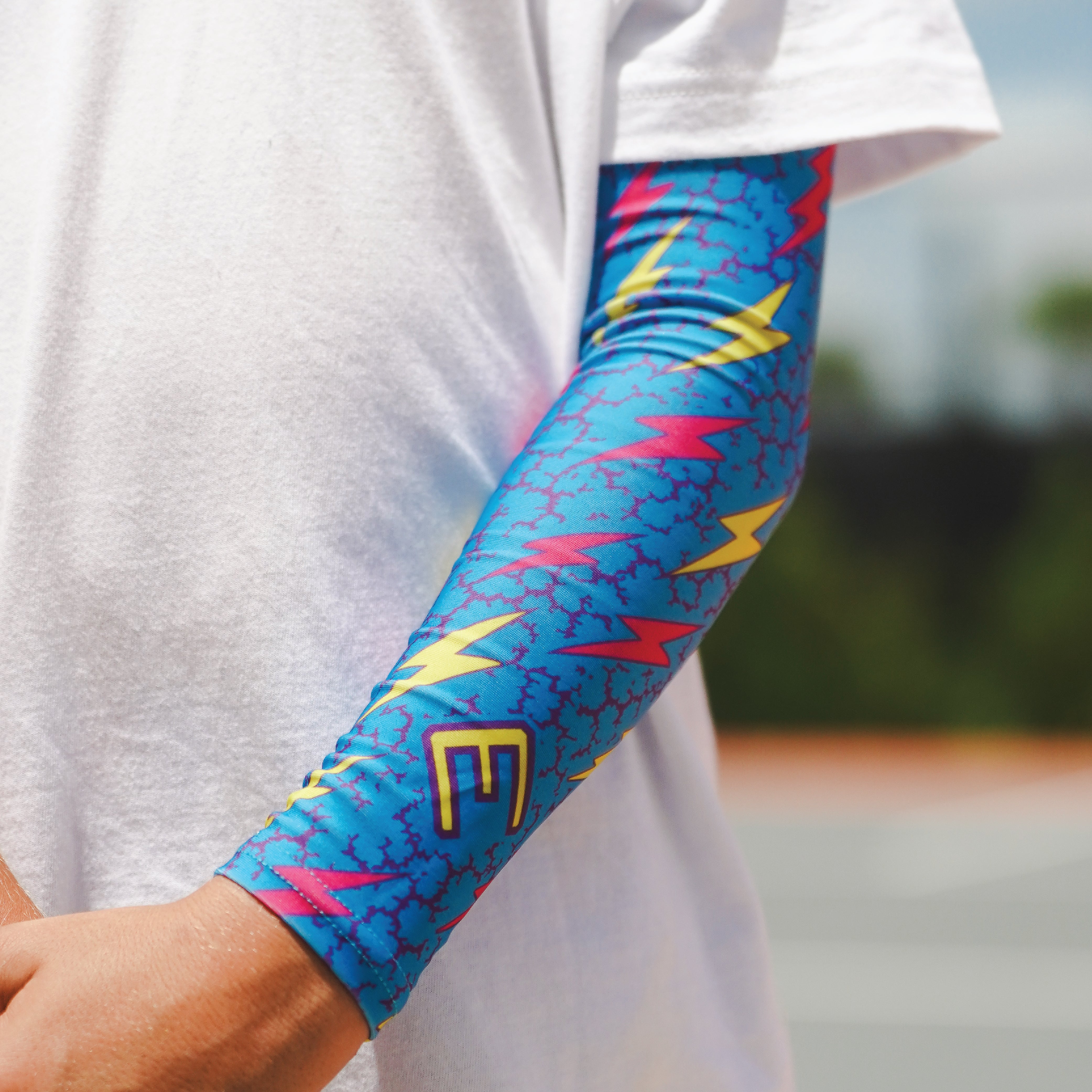 Stay Electric Arm Sleeve