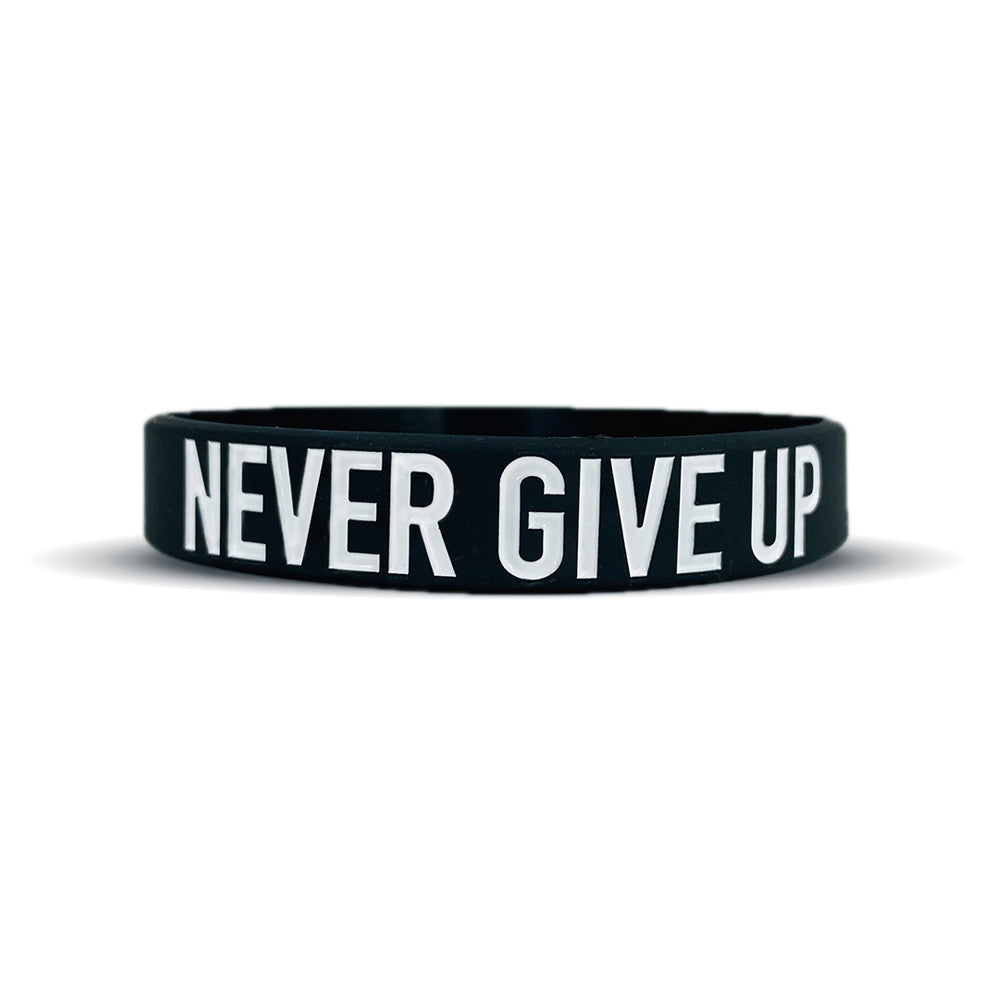 NEVER GIVE UP Wristband