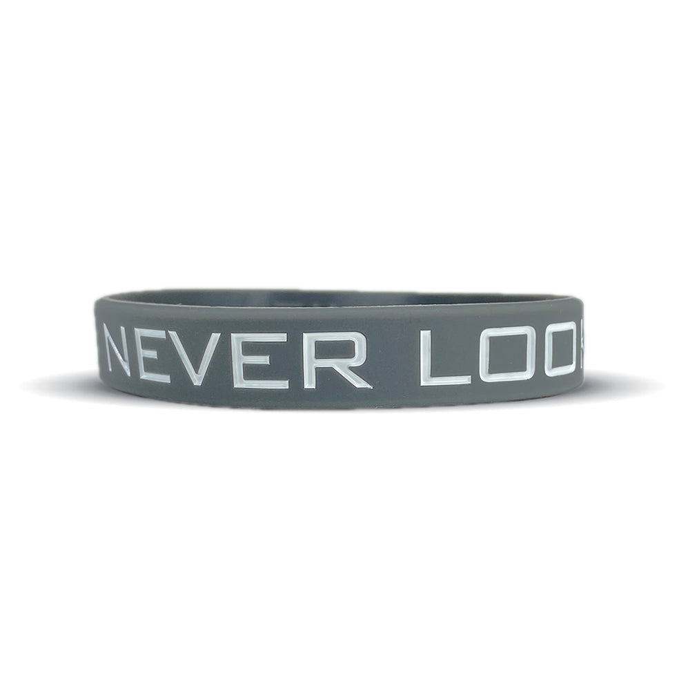 NEVER LOOK BACK Wristband